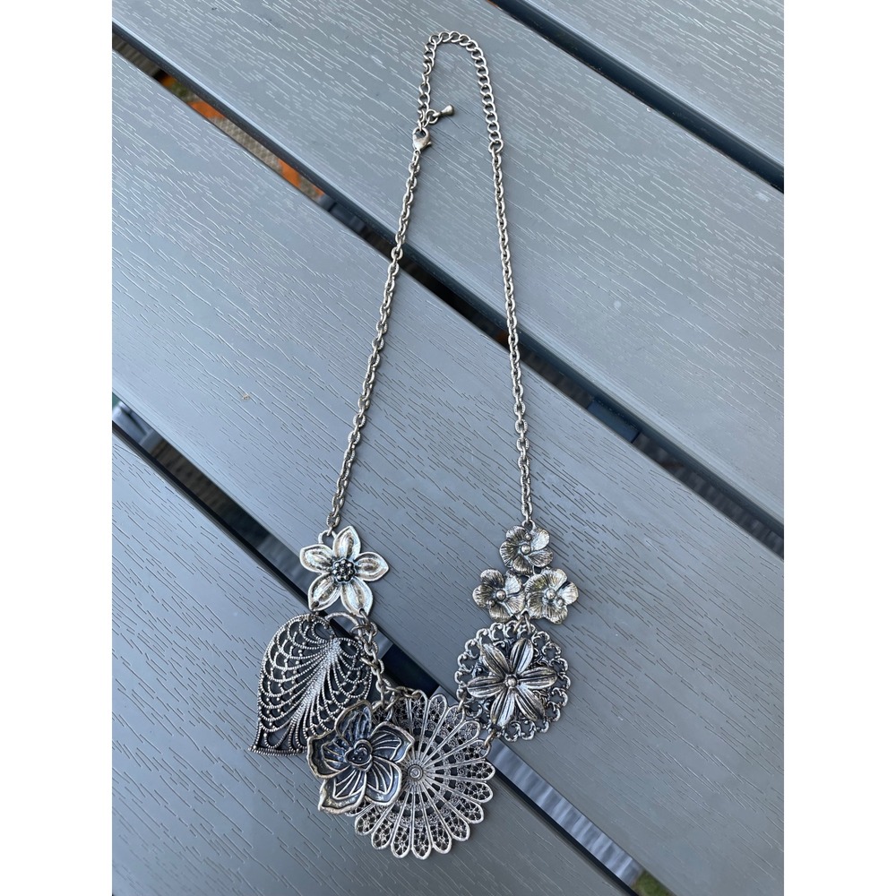 Premiere Designs Silver Floral Leaf Bib‎ Necklace Bohemian Filigree